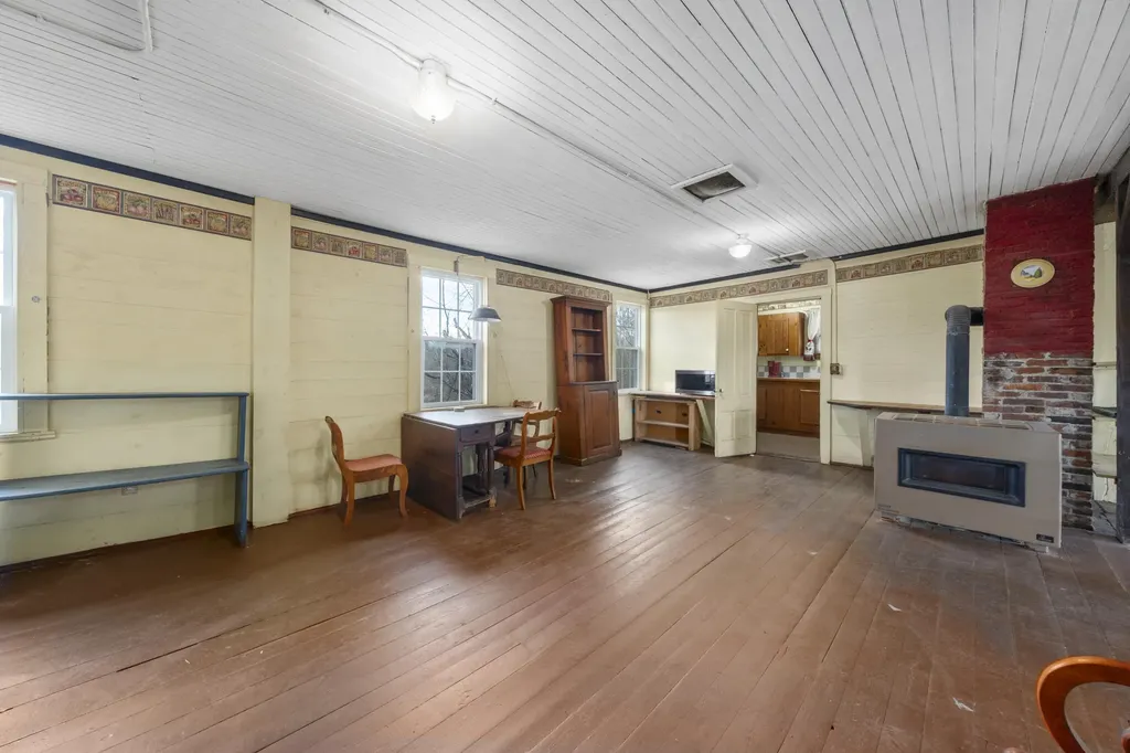 108 Common Road Union ME 04862