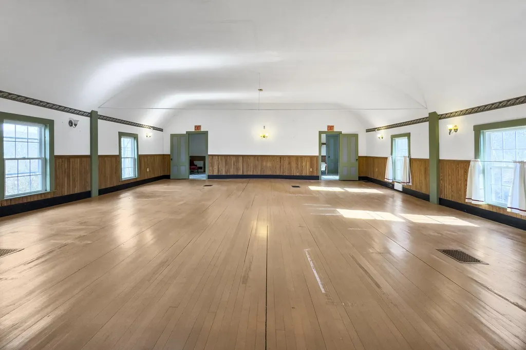 108 Common Road Union ME 04862
