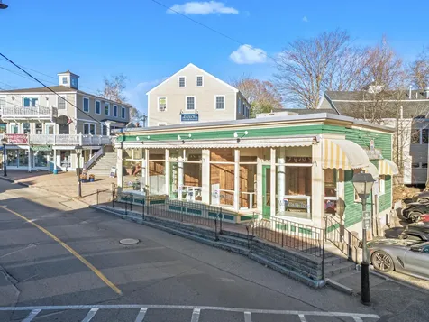 6 Ocean Avenue Kennebunkport ME 04046