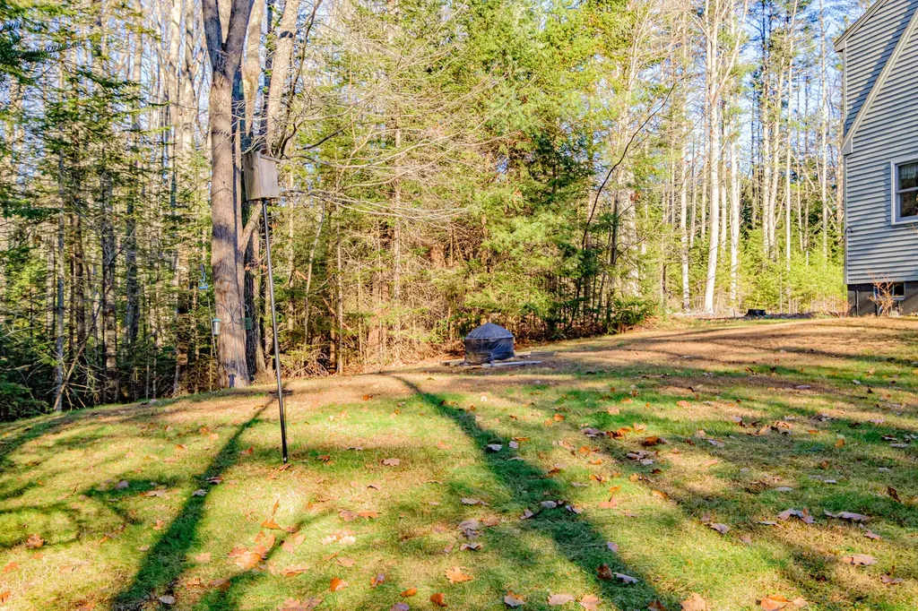 27 Trails End Lane Freeport ME 04032