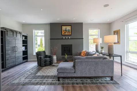 4 St Lawrence Street Portland ME 04101