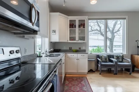 4 St Lawrence Street Portland ME 04101