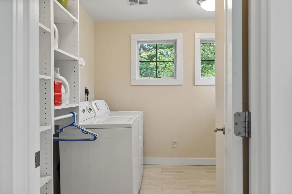 411 Lafayette Street Yarmouth ME 04096