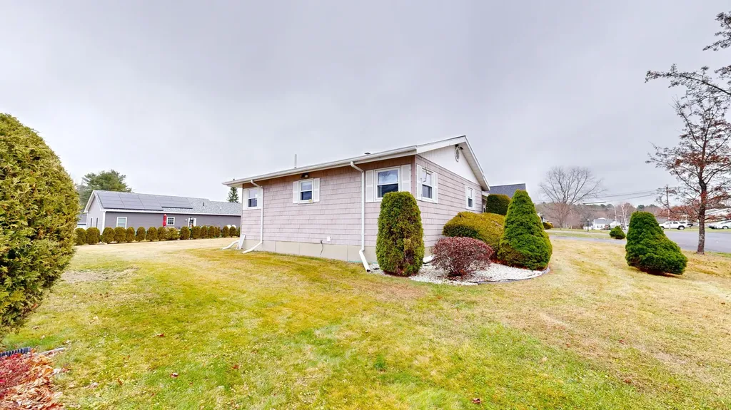 26 Orestis Way Lewiston ME 04240