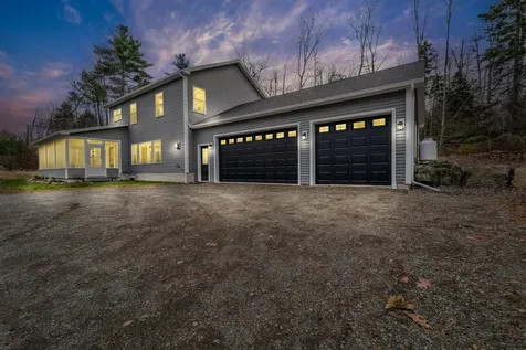 56 Lakeview Avenue Dedham ME 04429