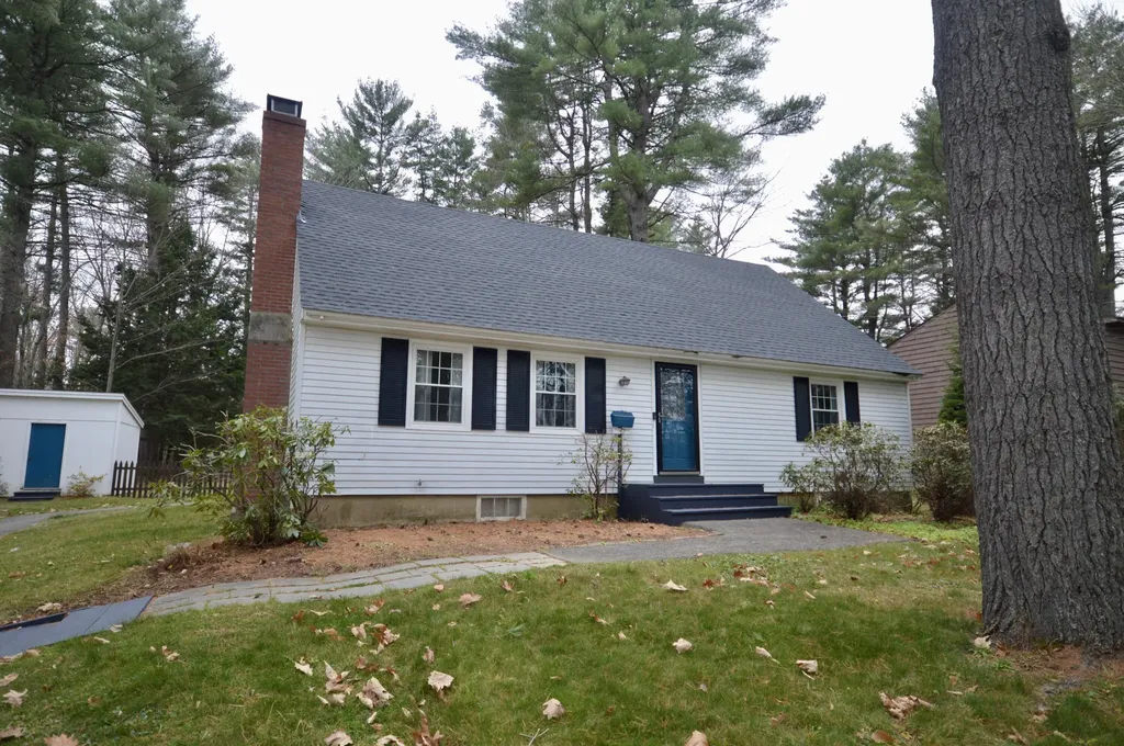 40 Westwood Drive Orono ME 04473
