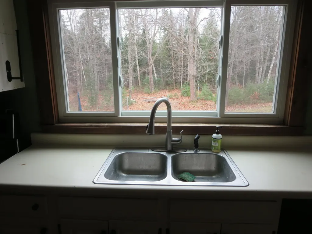 1756 Dexter Road Dover-foxcroft ME 04426