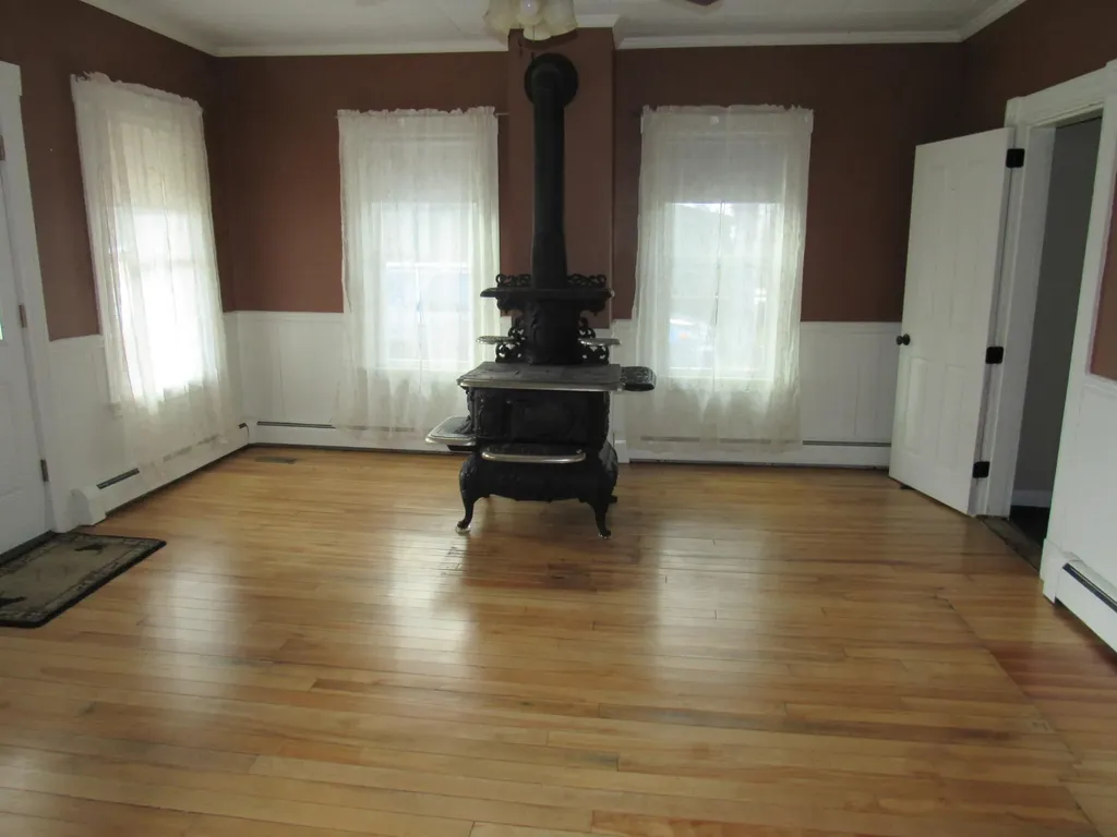 628 Main Street Jackman ME 04945