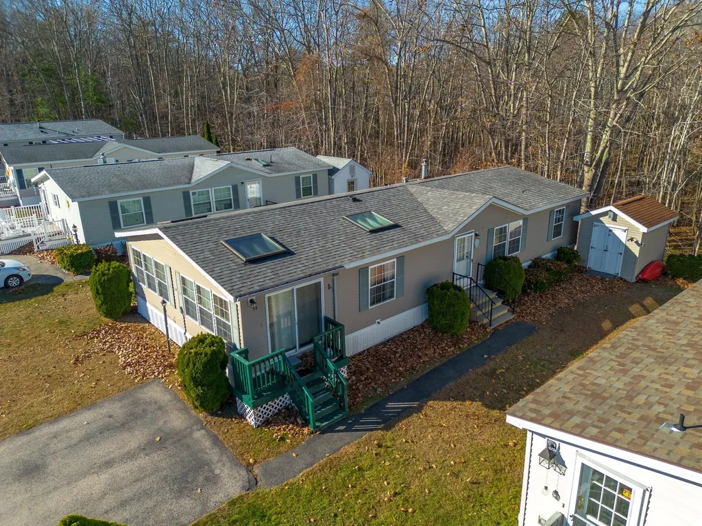 34 Brookside Circle Ogunquit ME 03907