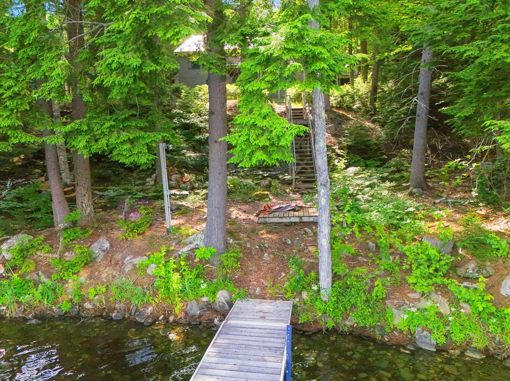 24 Vienna Shores Road Vienna ME 04360