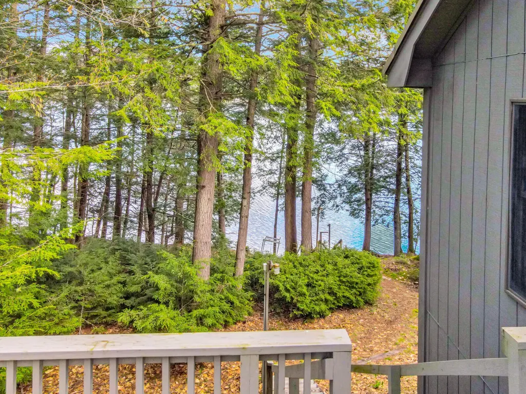 24 Vienna Shores Road Vienna ME 04360