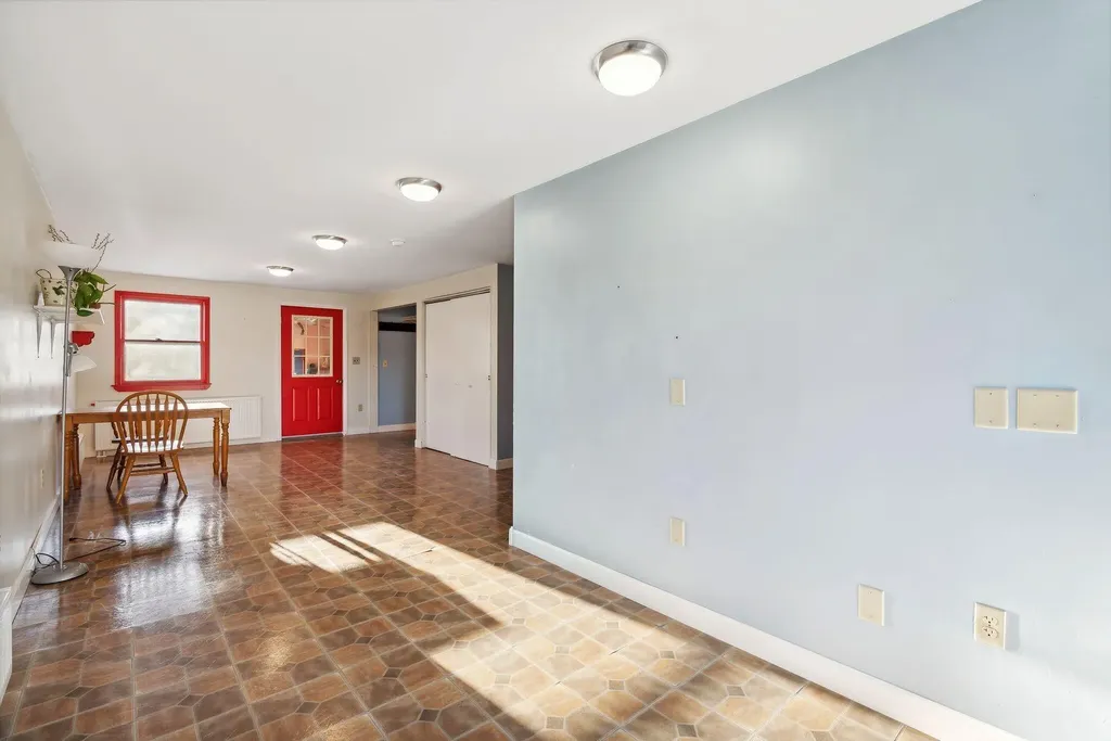 119 Mclellan Road Gorham ME 04038