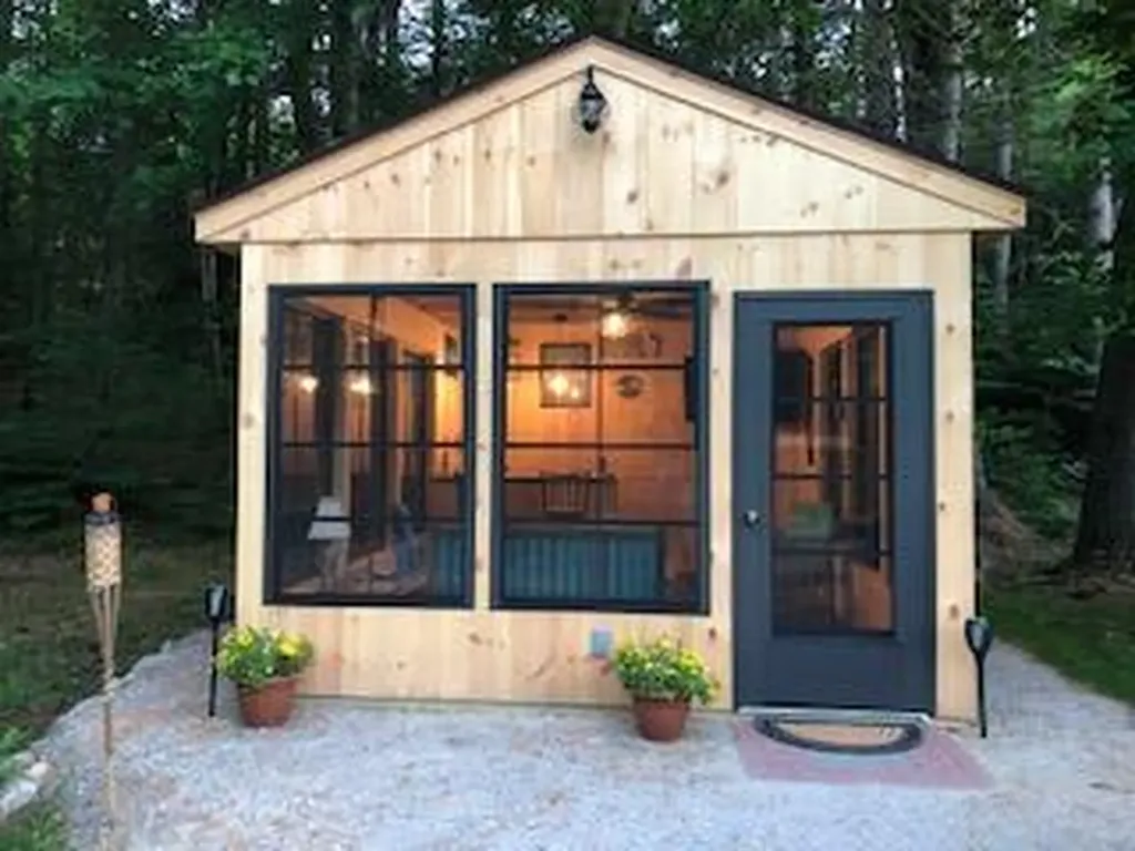 29 Rich Road Harrison ME 04040