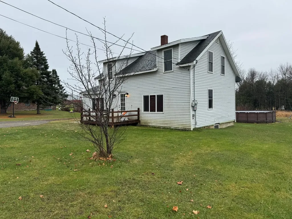 131 Oak Street Ashland ME 04732
