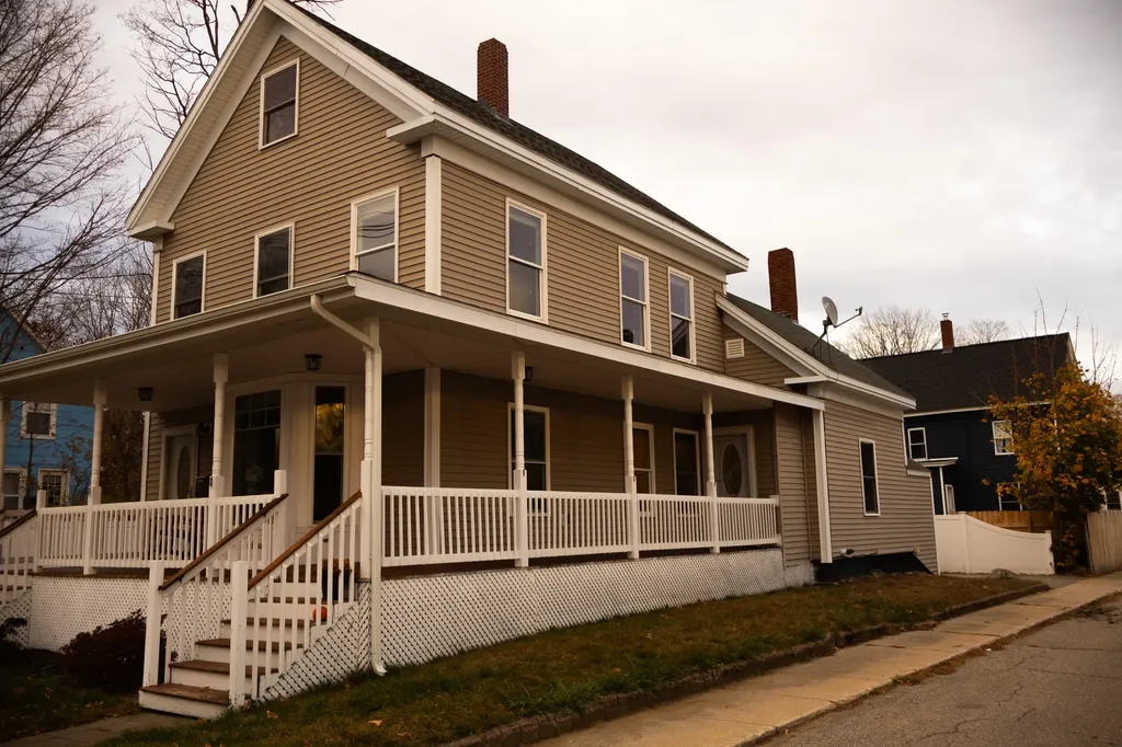 31 Elm Street Sanford ME 04073
