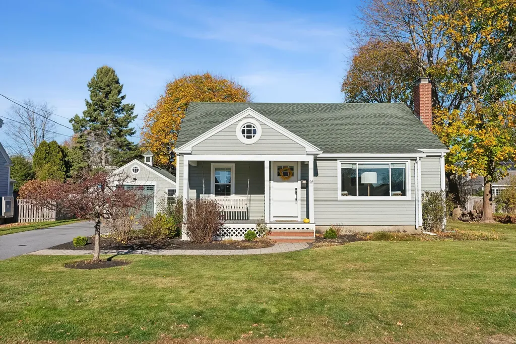 22 Phillips Road Falmouth ME 04105