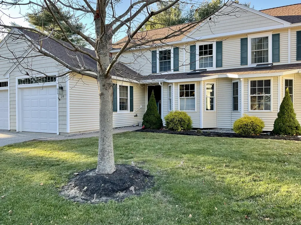 29 Signature Drive Brunswick ME 04011