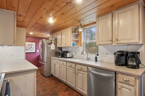 9 Sky Oaks Drive Biddeford ME 04005