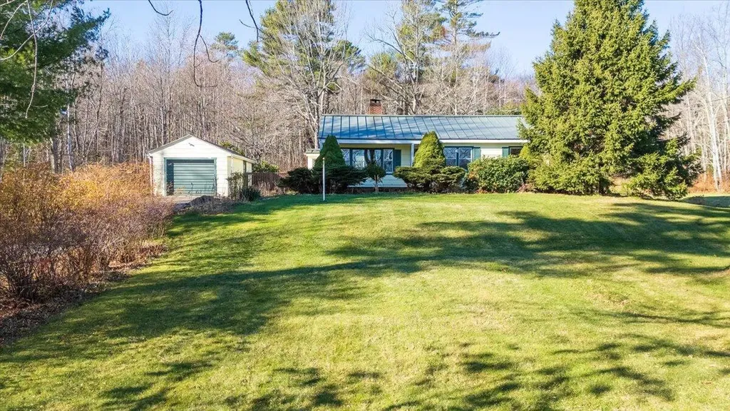 560 Belfast Road Camden ME 04843