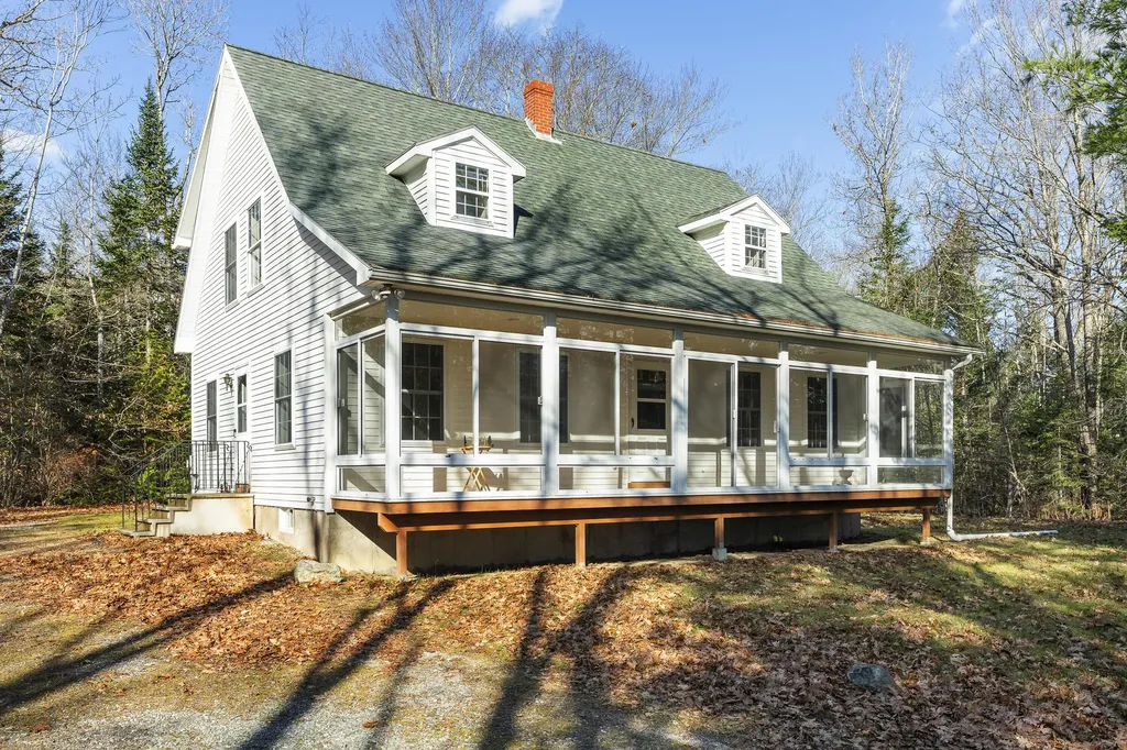 304 North Howe Road Whitefield ME 04353
