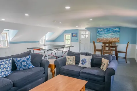 338 Foreside Road Falmouth ME 04105