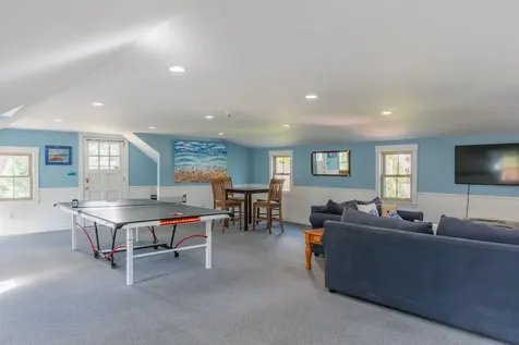338 Foreside Road Falmouth ME 04105