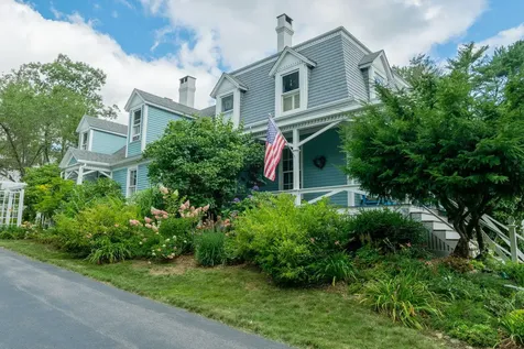338 Foreside Road Falmouth ME 04105