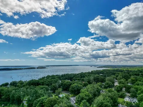 338 Foreside Road Falmouth ME 04105