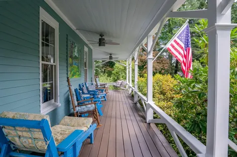 338 Foreside Road Falmouth ME 04105