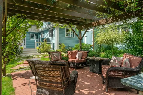338 Foreside Road Falmouth ME 04105