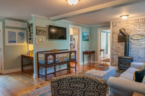 338 Foreside Road Falmouth ME 04105