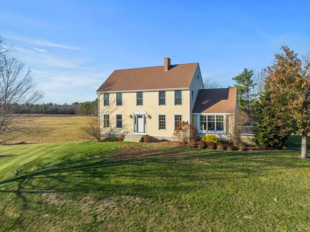 39 Hanson Road Scarborough ME 04074