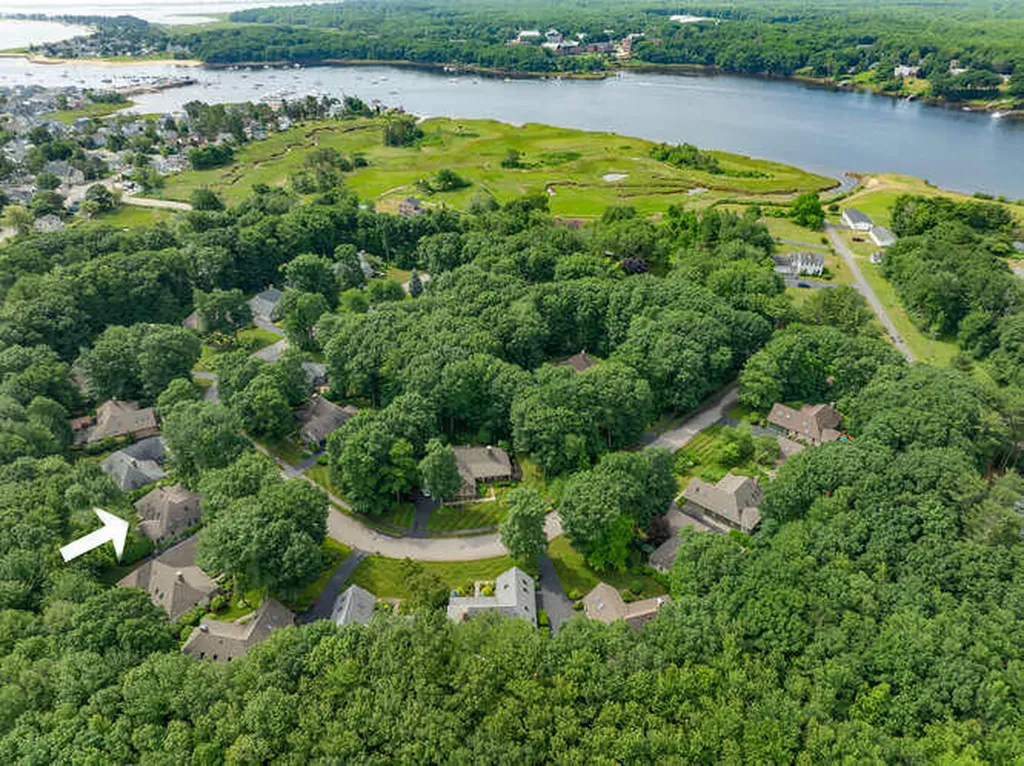 20 Landing Road Saco ME 04072