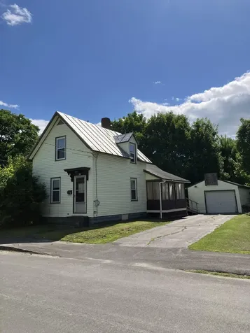 17 Poplar Street Skowhegan ME 04976