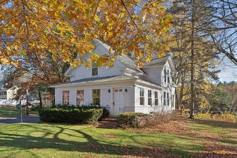 483 N River Road Auburn ME 04210