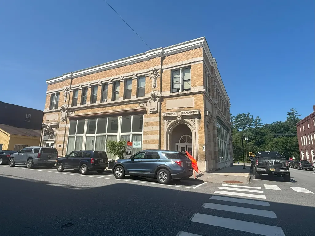 49 Congress Street Rumford ME 04276