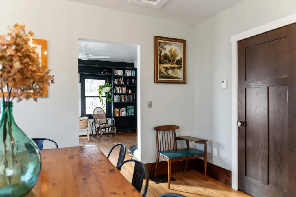 20 Crosby Street Orono ME 04473