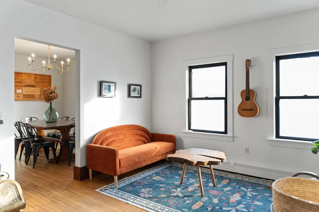 20 Crosby Street Orono ME 04473