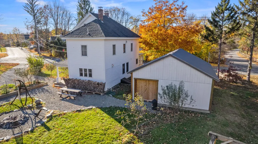 20 Crosby Street Orono ME 04473