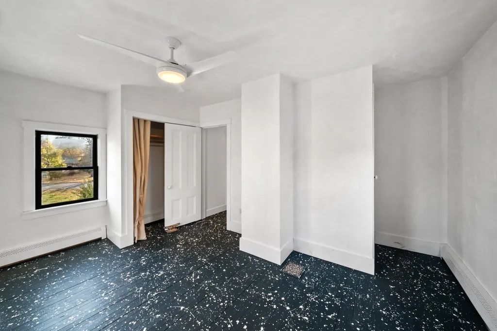 20 Crosby Street Orono ME 04473