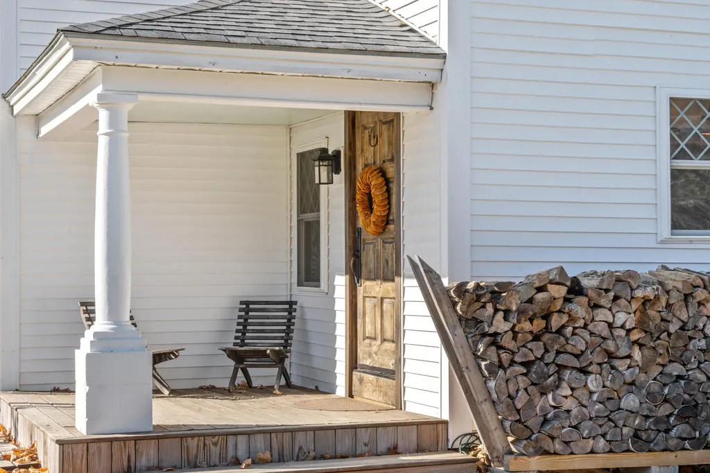 20 Crosby Street Orono ME 04473