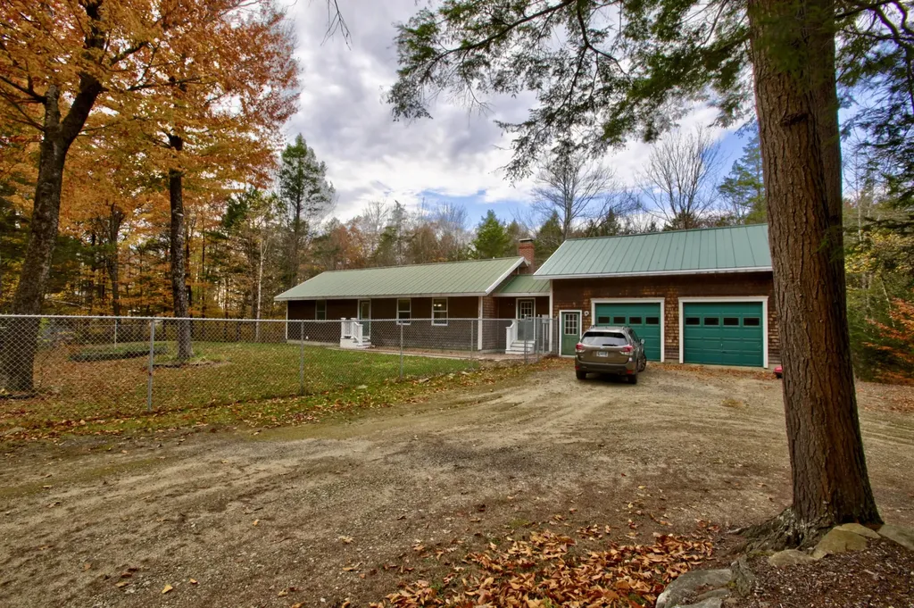 32 Owl Drive Brunswick ME 04011