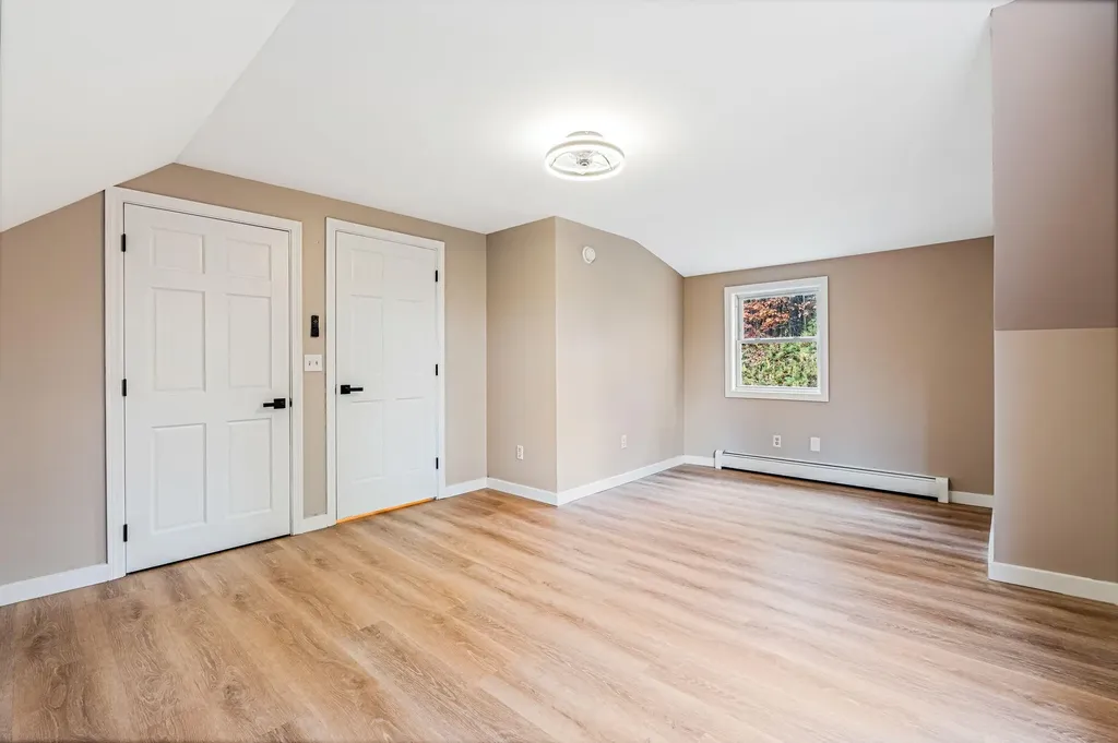 2043 Riverside Drive Auburn ME 04210
