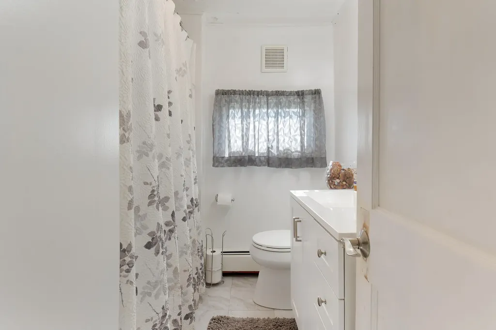 18 Garrison Street Brunswick ME 04011