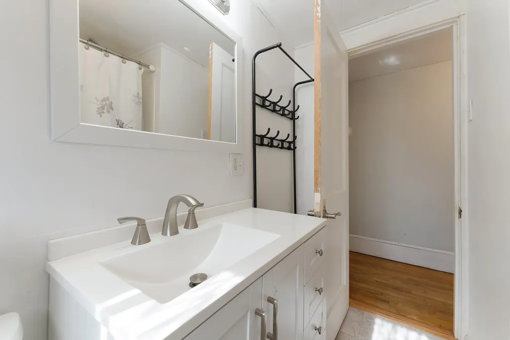 18 Garrison Street Brunswick ME 04011