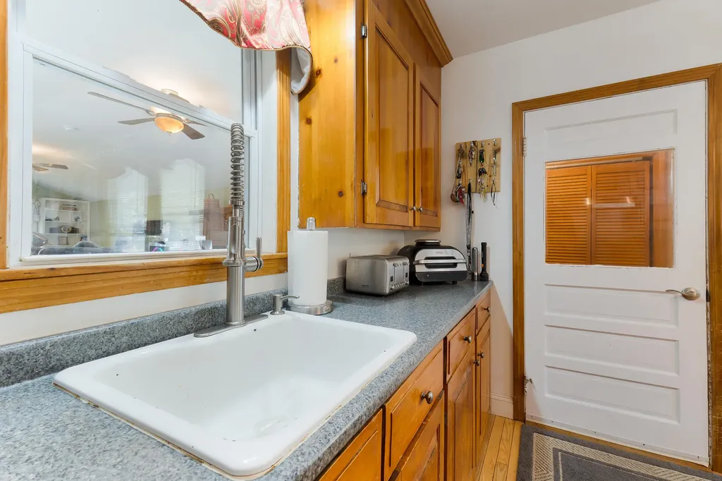 18 Garrison Street Brunswick ME 04011