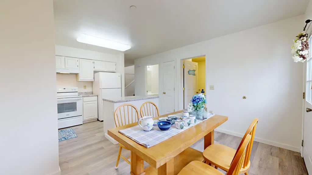24 Forrestal Drive Brunswick ME 04011