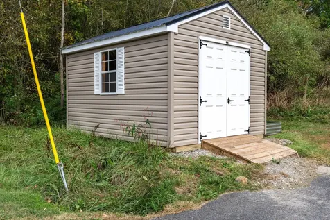 105 King Road Lisbon ME 04250