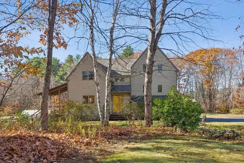 6 Bishop Farm Road Freeport ME 04032