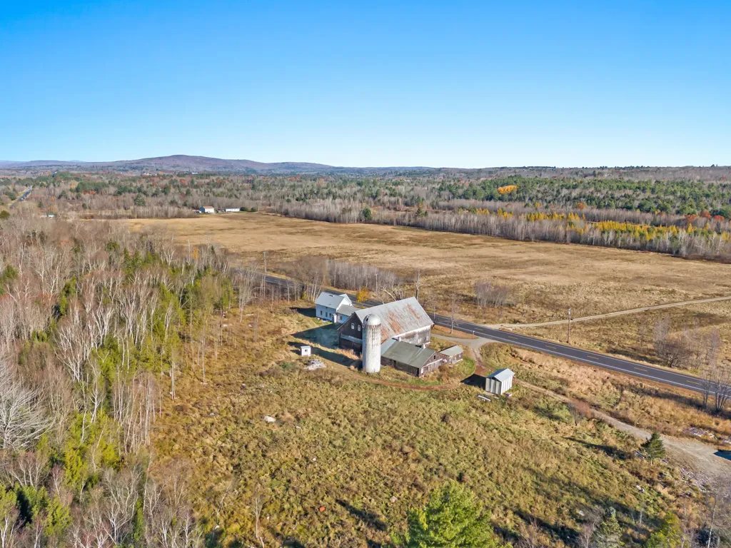 398 Estes Avenue Palmyra ME 04965